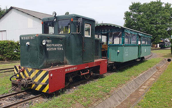 Diesellok fr die Waldbahnzge in Csmdr
